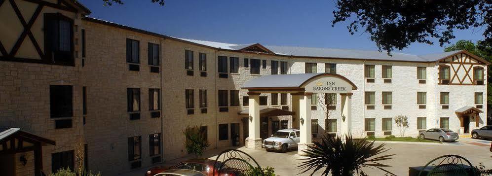 Inn On Barons Creek Fredericksburg Esterno foto